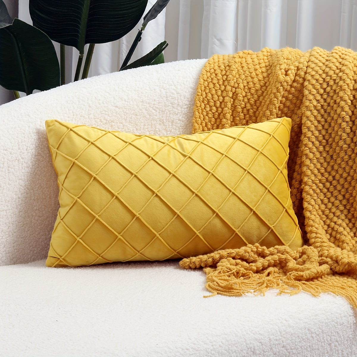 Dekorative Kissenhülle mit modernem Diamantmuster