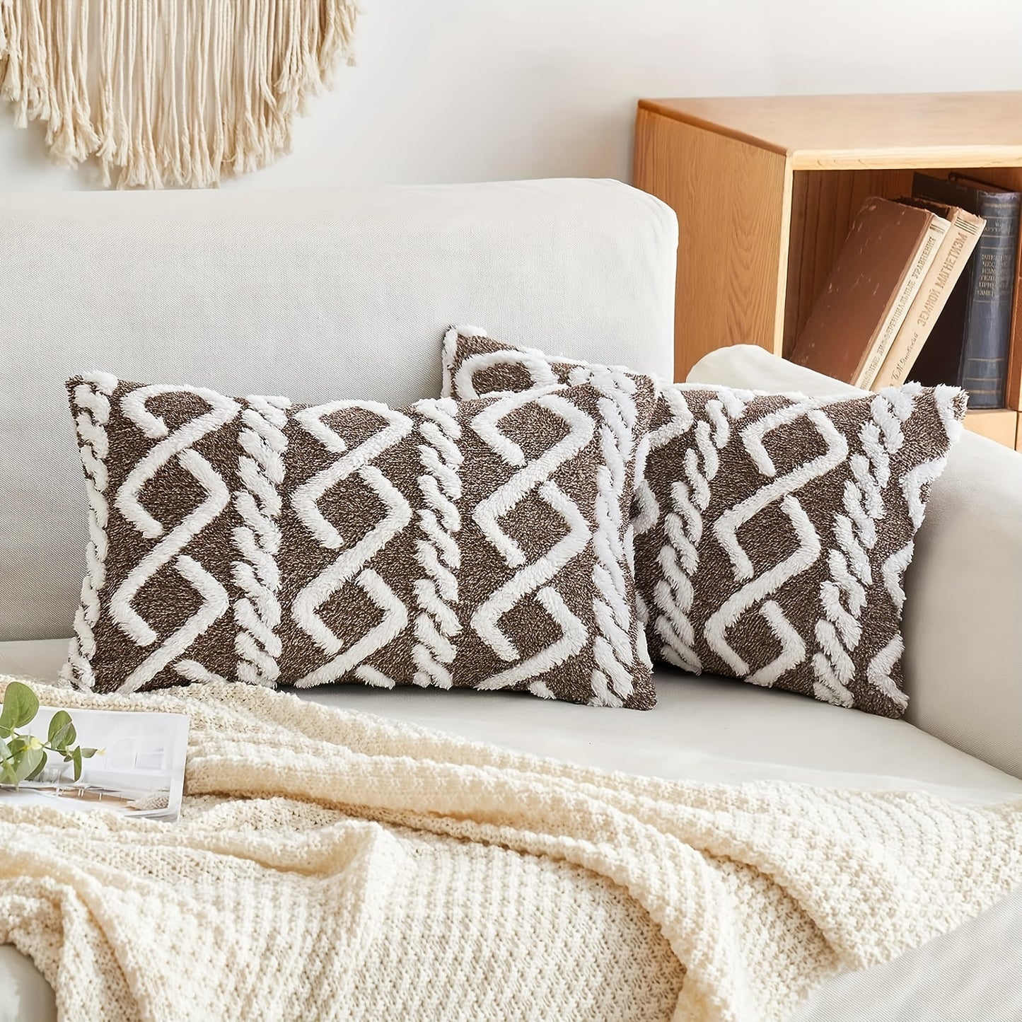 Kissenhülle mit geometrischem Muster – Weiche Plüsch-Oberfläche mit Reißverschluss